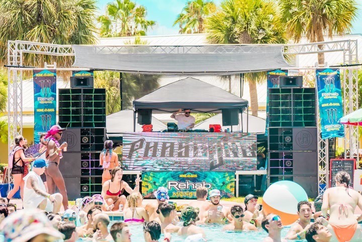 HOQS Paraflex Sound Rentals